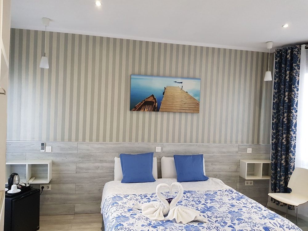 Main Street Madrid 2