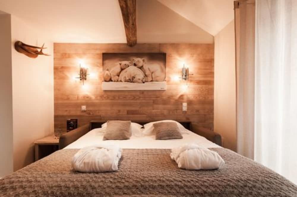 Maison Seignou -1 étoiles à Azet