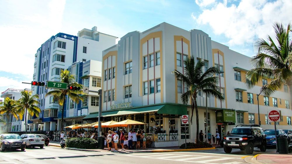 Majestic South Beach Hotel 1