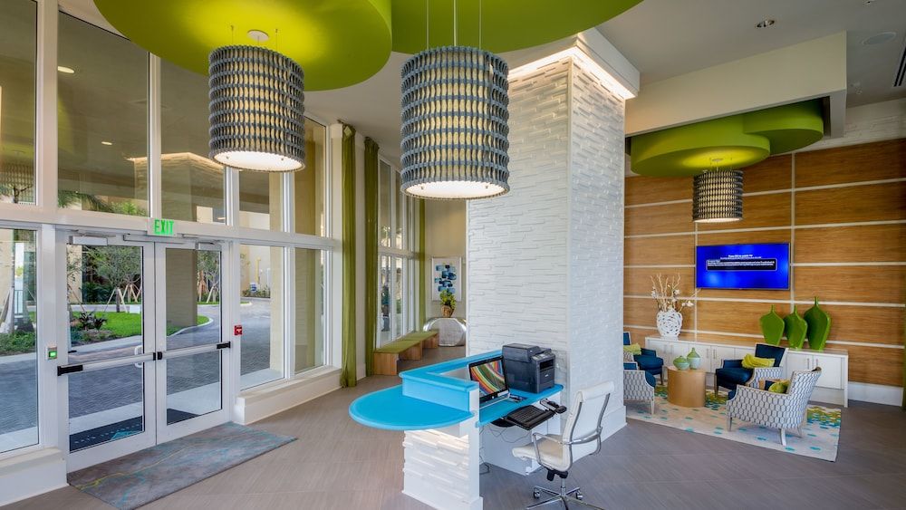 Mare Azur Miami Luxury Apartments by Grand Bay 2