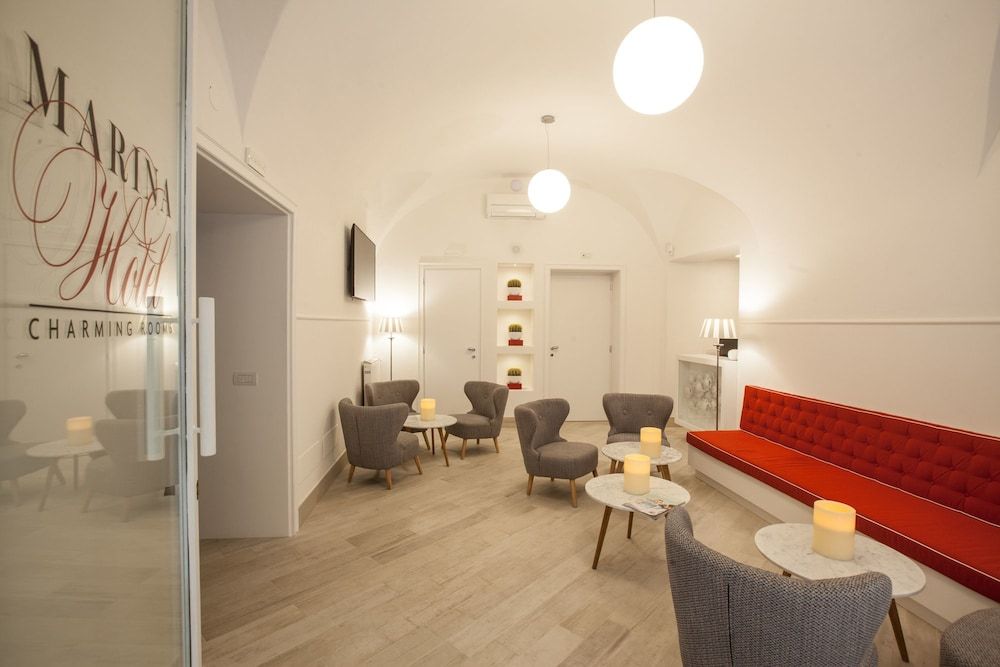 Marina Hotel Charming Rooms 4 estrelas em Finale Ligure