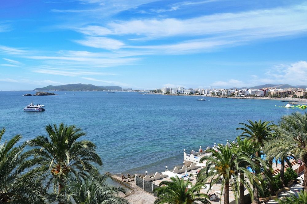 Hotel Vibra Maritimo 3 estrellas en Ibiza