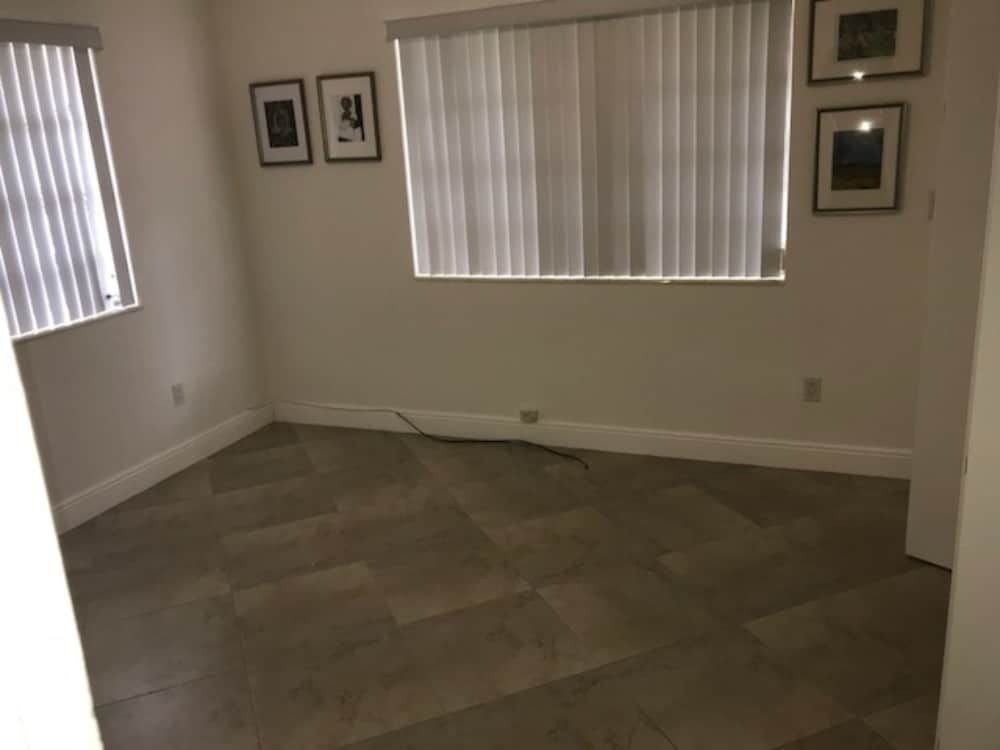 Marvelous Miami Shores 1