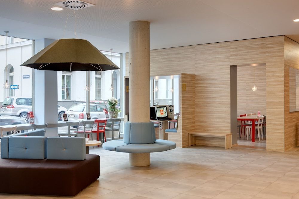 MEININGER Hotel Vienna Downtown Franz 3 MEININGER Hotel Vienna Downtown Franz 3