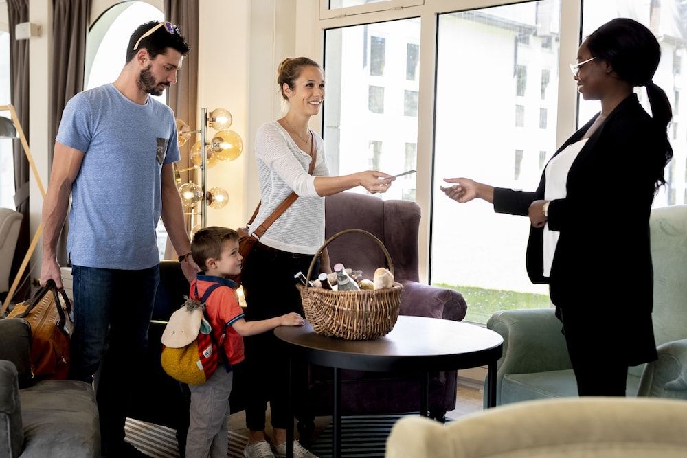 Mercure Le Coudray Montceaux Parc Du Coudray 2