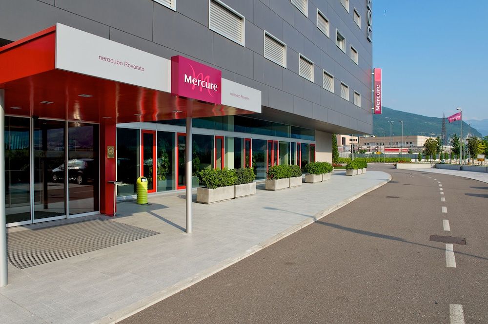 Mercure Nerocubo Rovereto 4 estrelas em Trento