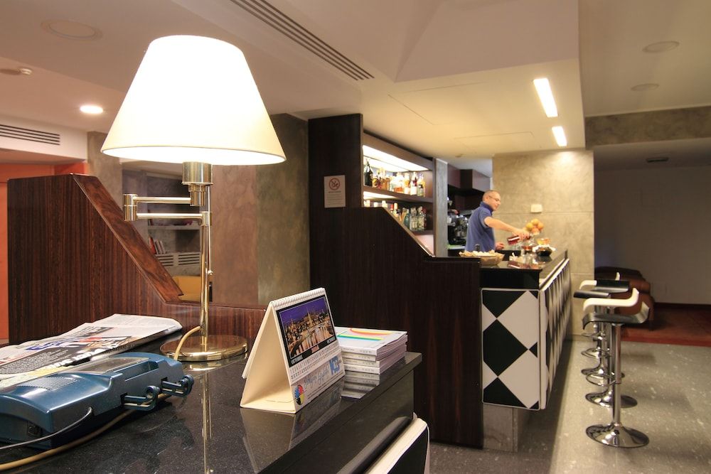 Hotel Metro 3