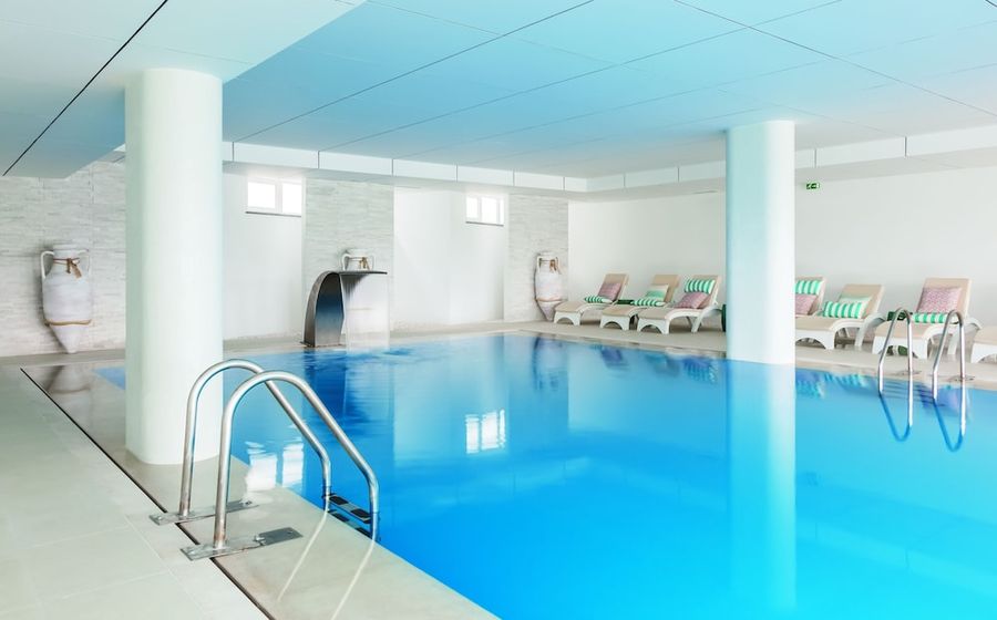 🌅 Hotel 4* com acesso a piscina interior e perto da Praia | Peniche 🌊