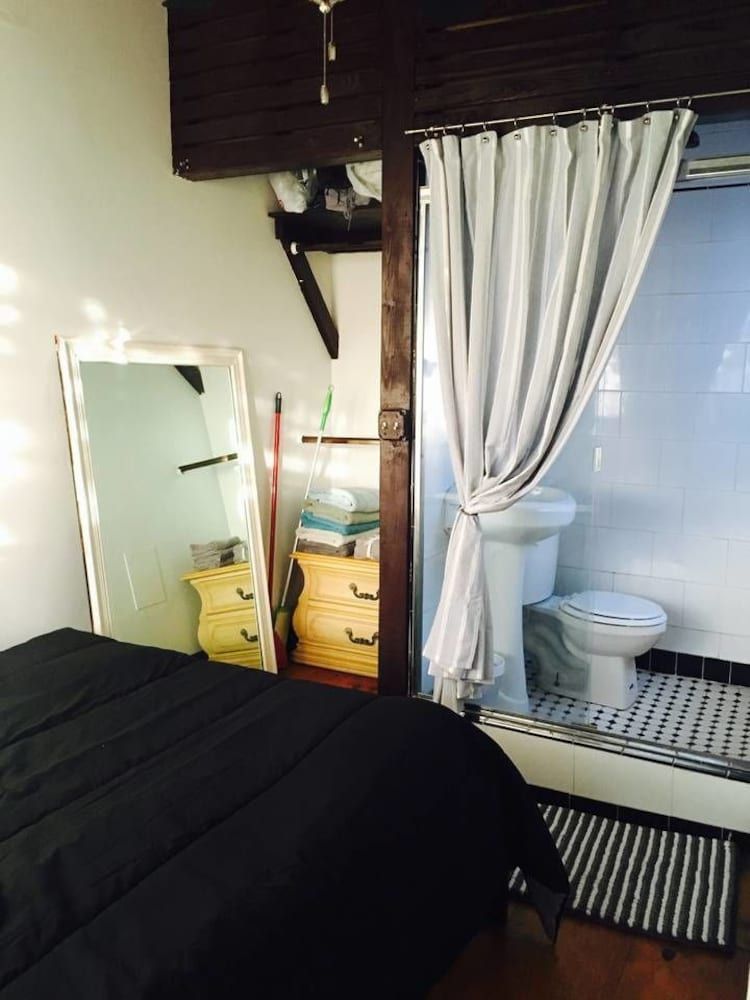 Miami Design District Urban Garden Cottage Holiday home 2 BestStayz.1 3 Miami Design District Urban Garden Cottage Holiday home 2 BestStayz.1 3