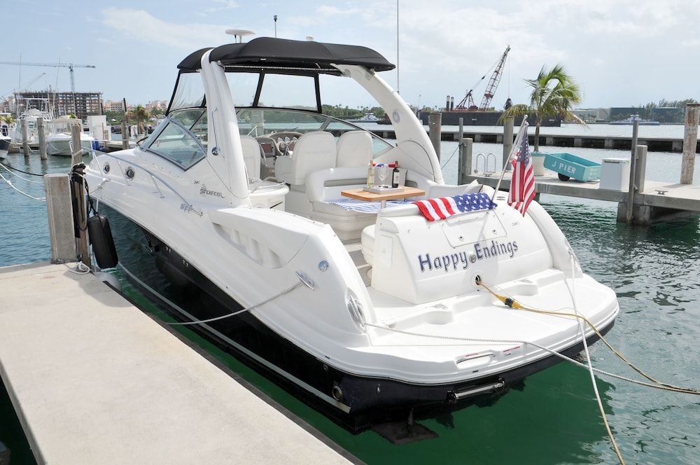 Miami Yachting Company 3