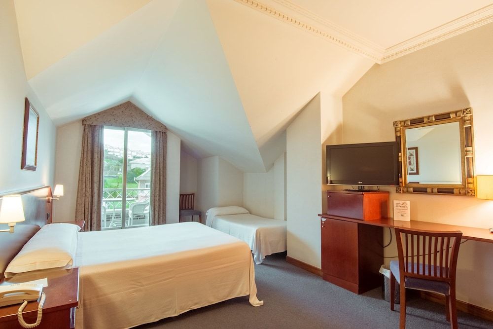 Milagros Golf 3 Milagros Golf 3