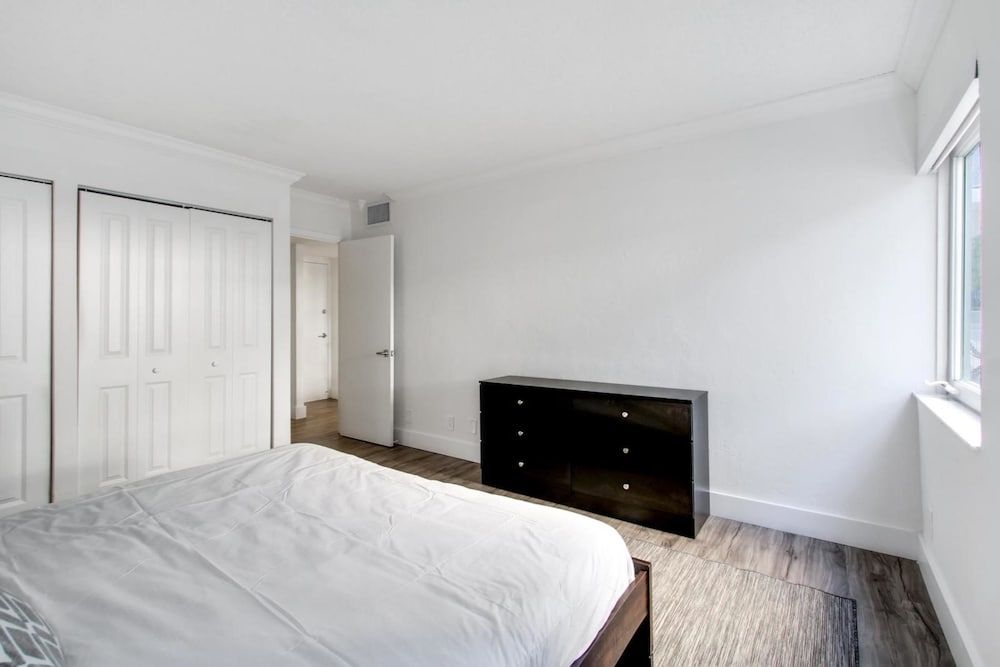 Modern 1BR in Coconut Grove by Sonder 3