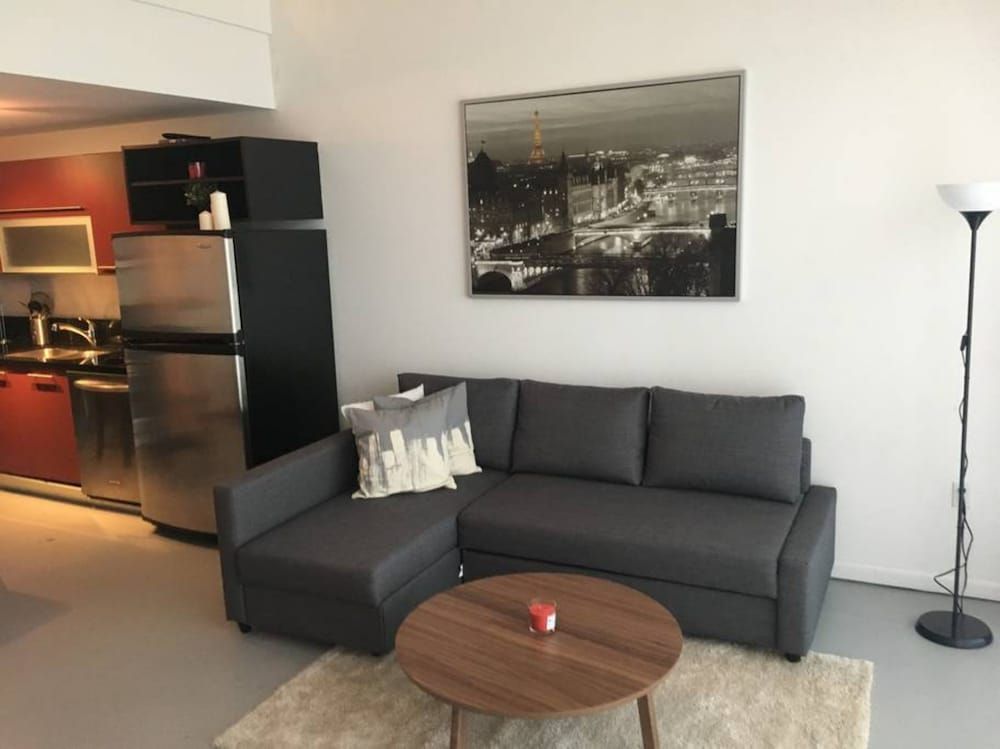 Modern Loft Space Downtown w-Pool 1