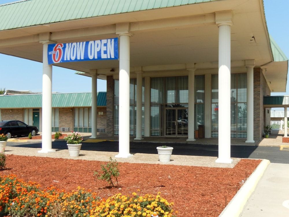 Motel 6 Miami, OK 1 Motel 6 Miami, OK 1