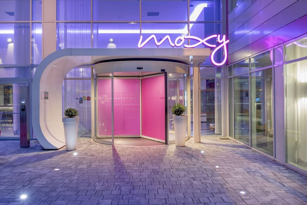 MOXY Milan Malpensa Airport 1