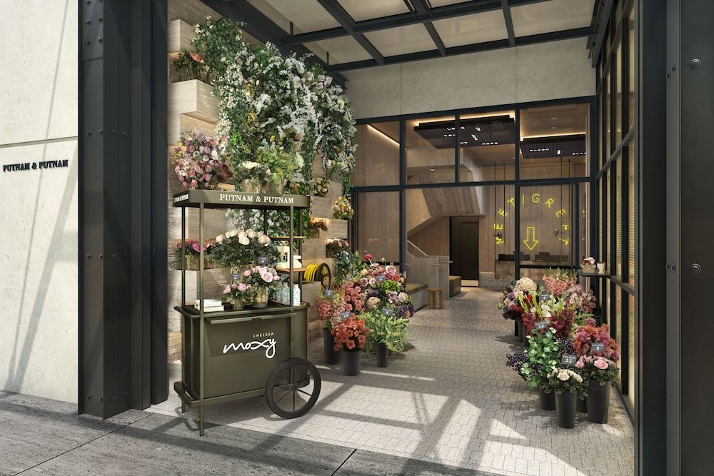 Moxy NYC Chelsea 2 Moxy NYC Chelsea 2