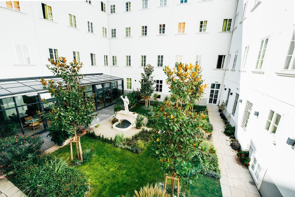 myNext - Johannesgasse Apartments 1