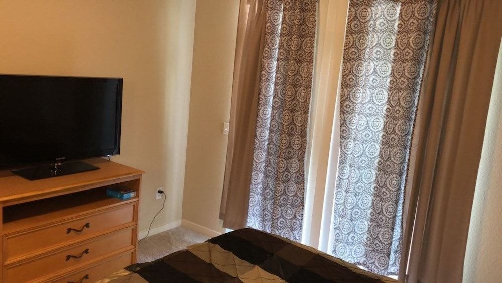 #05 Two Bedroom Condo 3 #05 Two Bedroom Condo 3