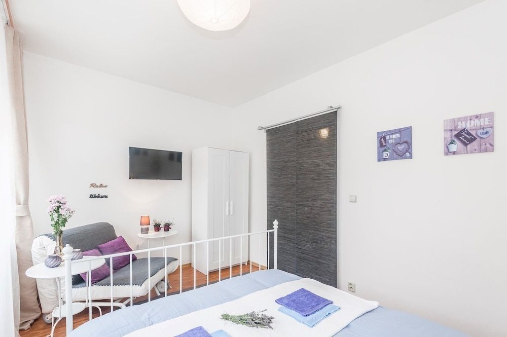 Na Zborenci Apartments 2