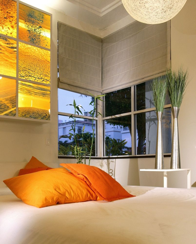 Nassau Suite Hotel 2 Nassau Suite Hotel 2