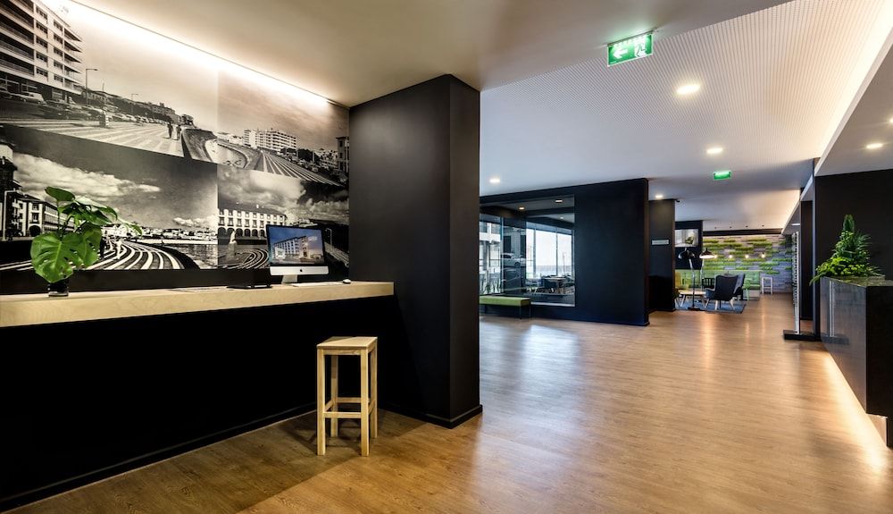 NEAT Hotel Avenida 3