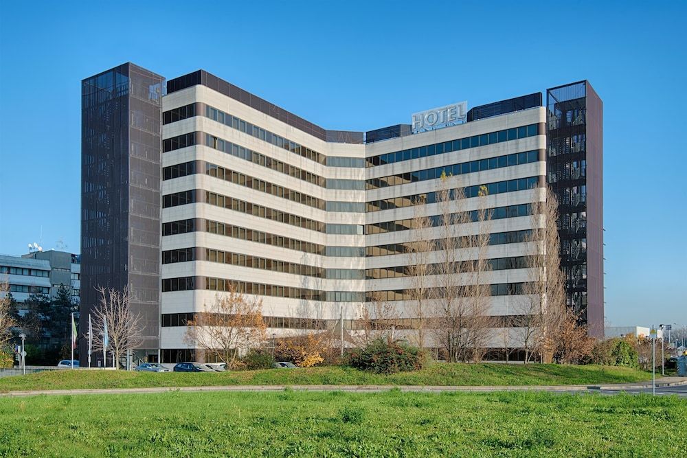 NH Bologna Villanova 4 étoiles à Bologne