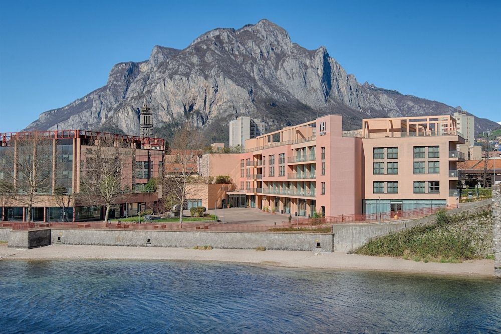 NH Lecco Pontevecchio 4 étoiles à Lecco