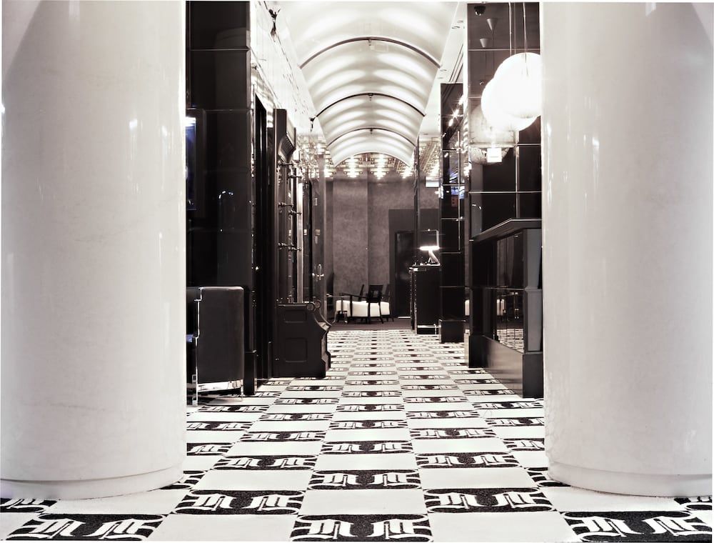 Night Hotel Theater District, Times Square 1