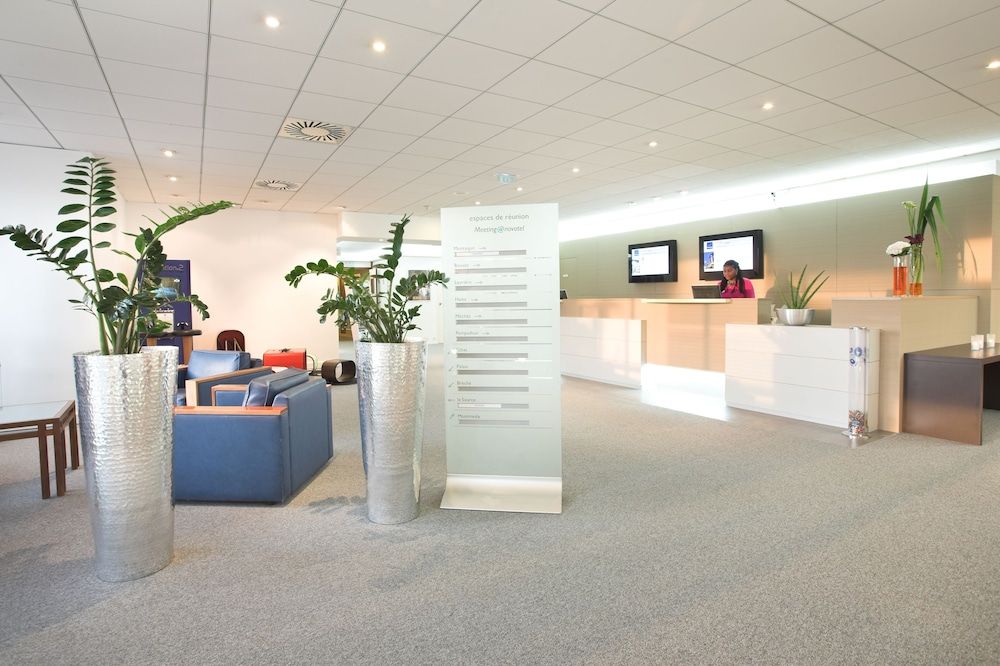 Novotel Créteil Le Lac 2