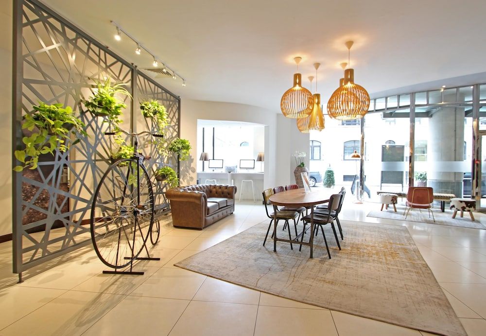 Novotel London Tower Bridge 2