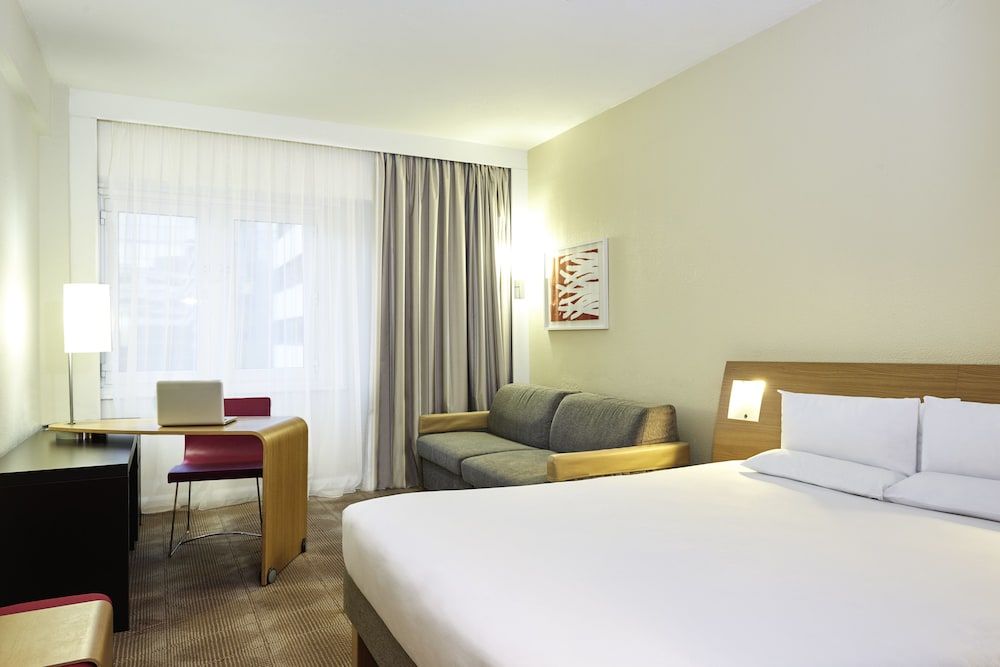 Novotel London West 4 estrelas em Londres