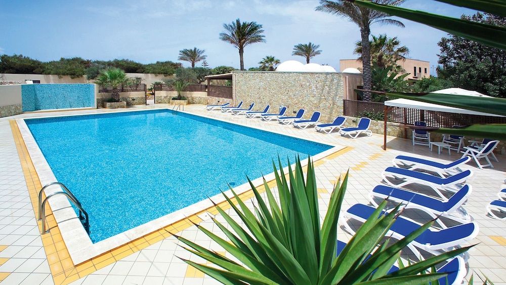 Oasis Hotel Residence & Resort 1