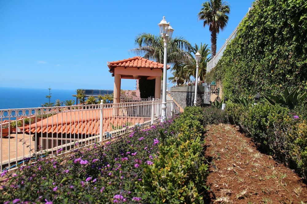 Ocean Gardens 2 Ocean Gardens 2