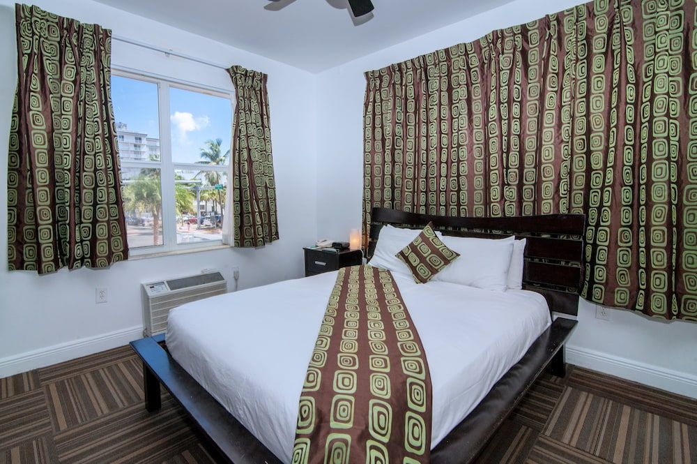 Ocean Reef Suites, South Beach 1