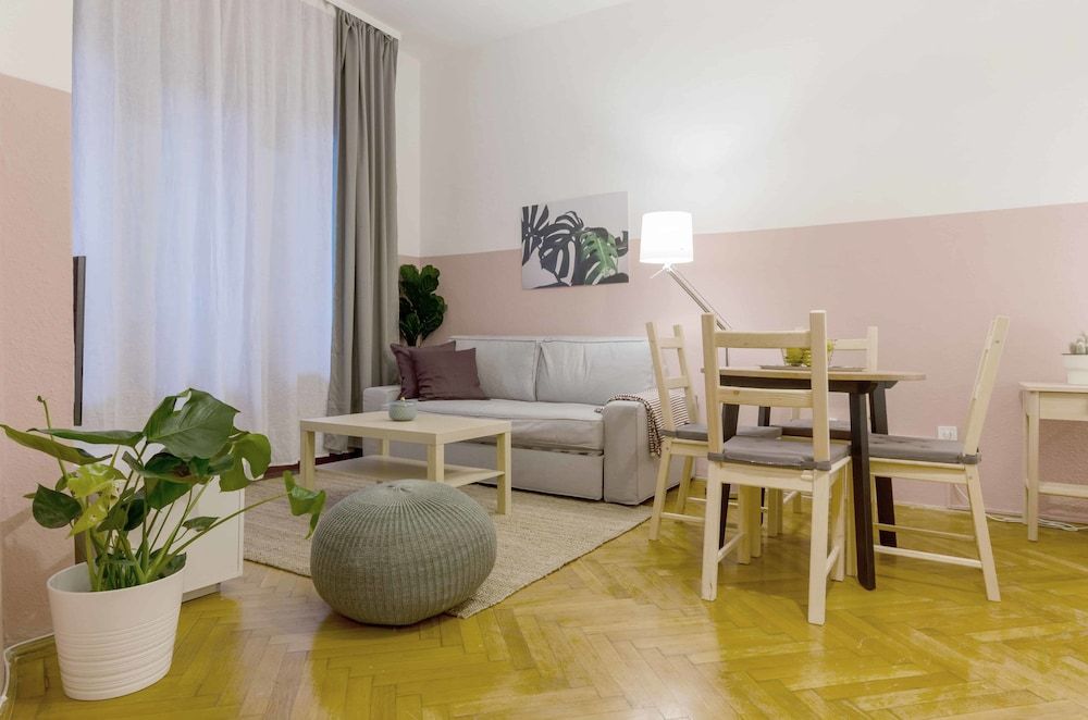 Okra Apartment 3 Okra Apartment 3