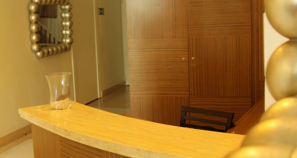 ONYX HOTEL 3