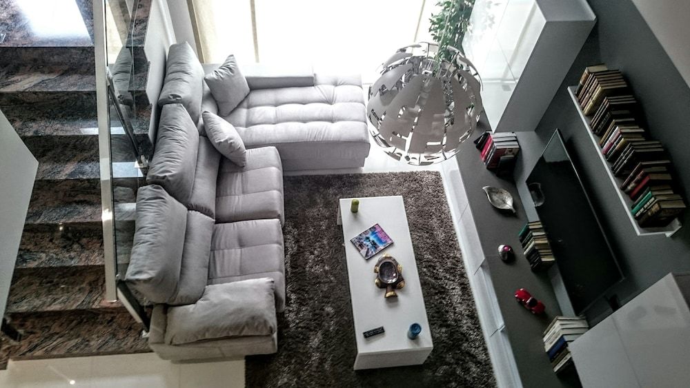 Orange Tree's House 3