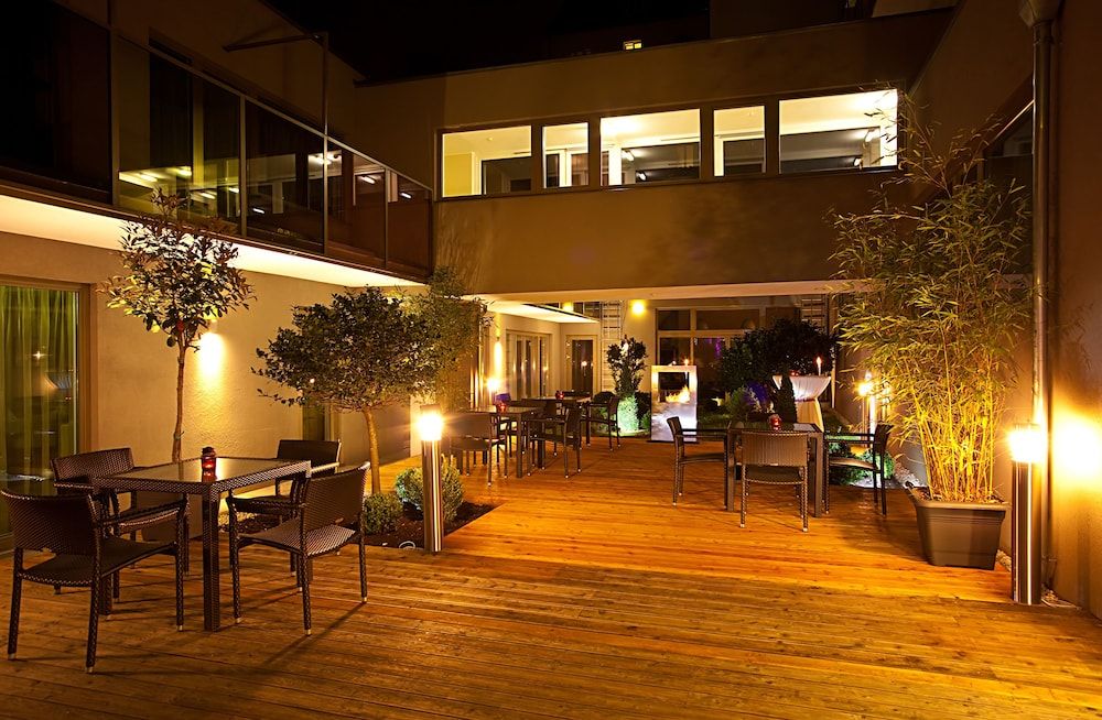 Pakat Suites Hotel 1