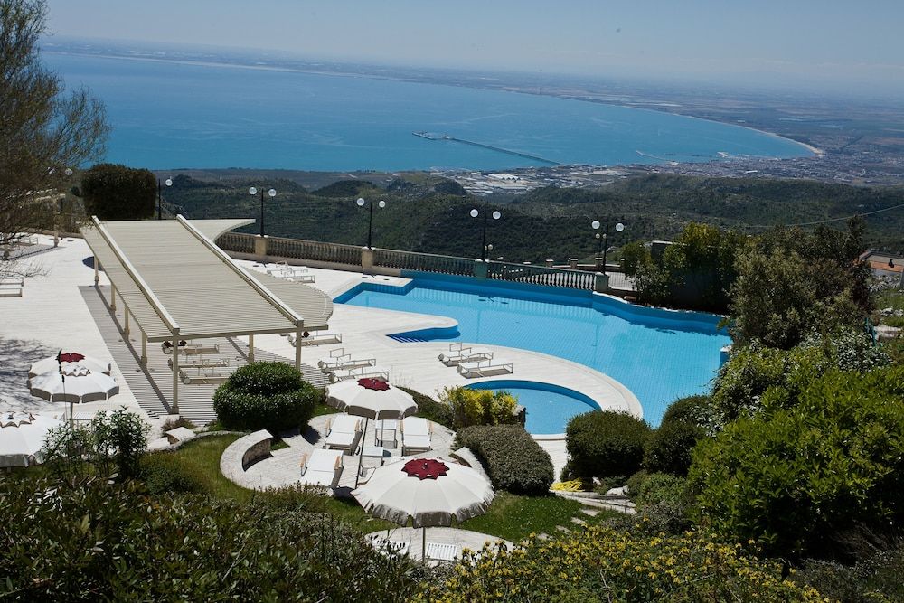 Palace Hotel San Michele 4 estrelas em Monte SantʼAngelo