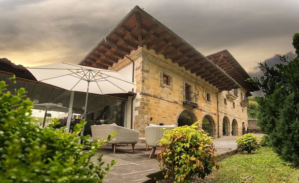 Palacio de Arce 1 Palacio de Arce 1