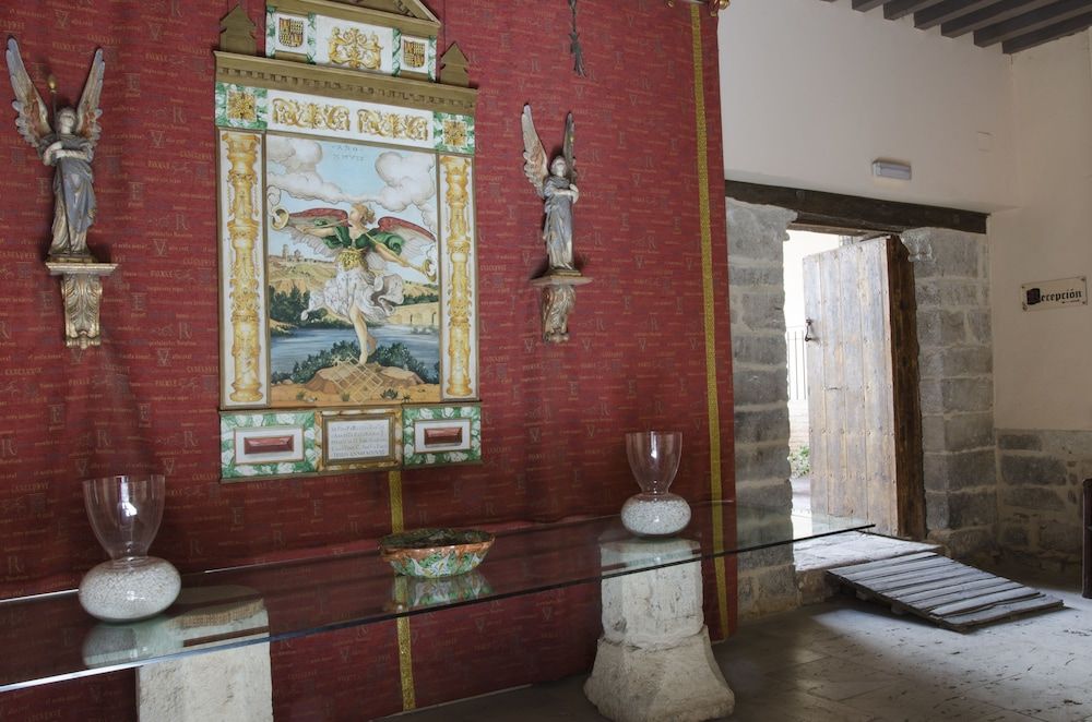 Palacio Rejadorada 2