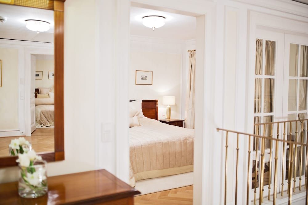 Palais Coburg Residenz 3