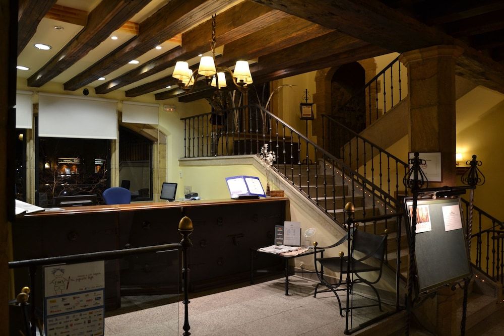 Parador De Benavente Zamora 3