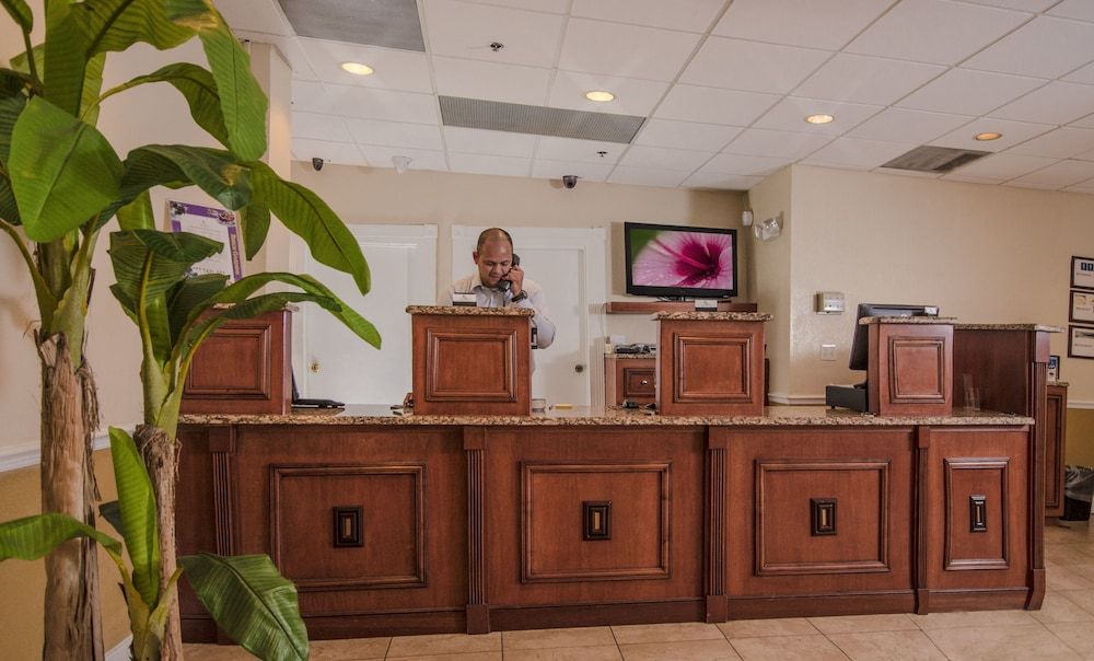 Parc Corniche Condominium Suite Hotel 2 Parc Corniche Condominium Suite Hotel 2