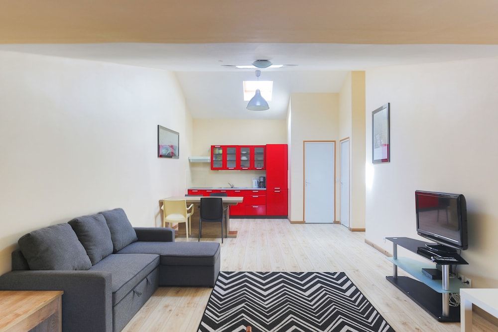 Paris East Side Lodge -1 estrelas em Pantin