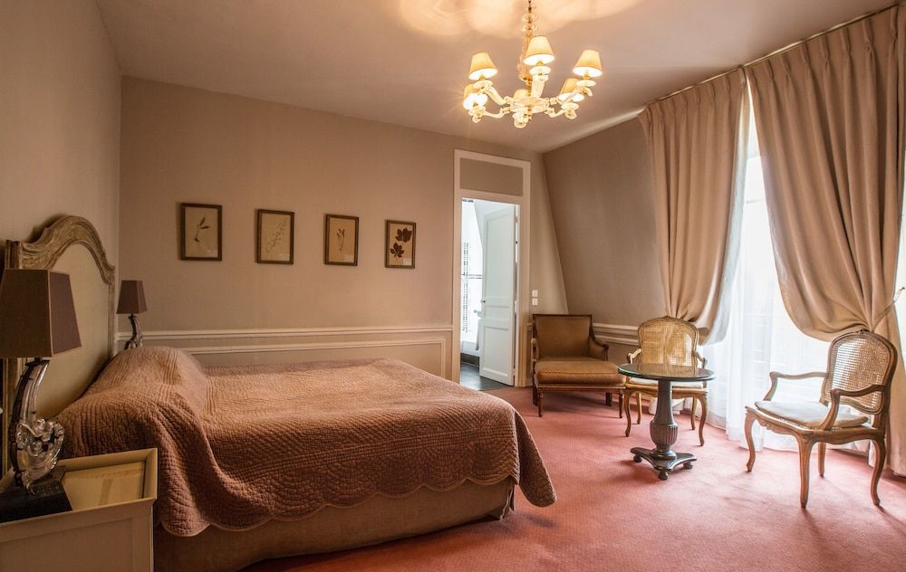 Pavillon henri IV Hotel 3