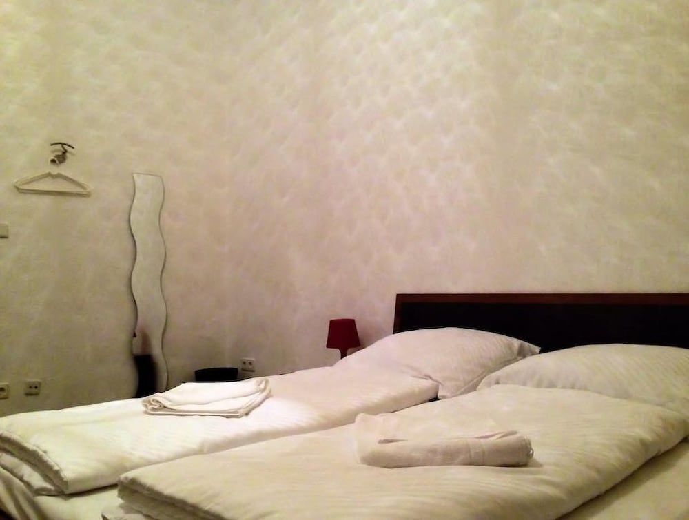 PENSION 1 2 PENSION 1 2