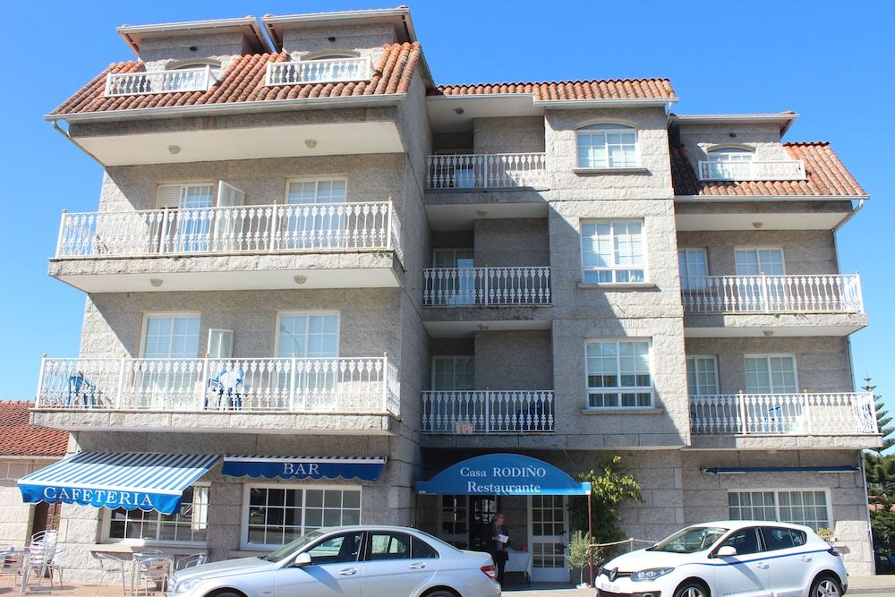Pensión Casa Rodiño 2 estrelas em Meaño