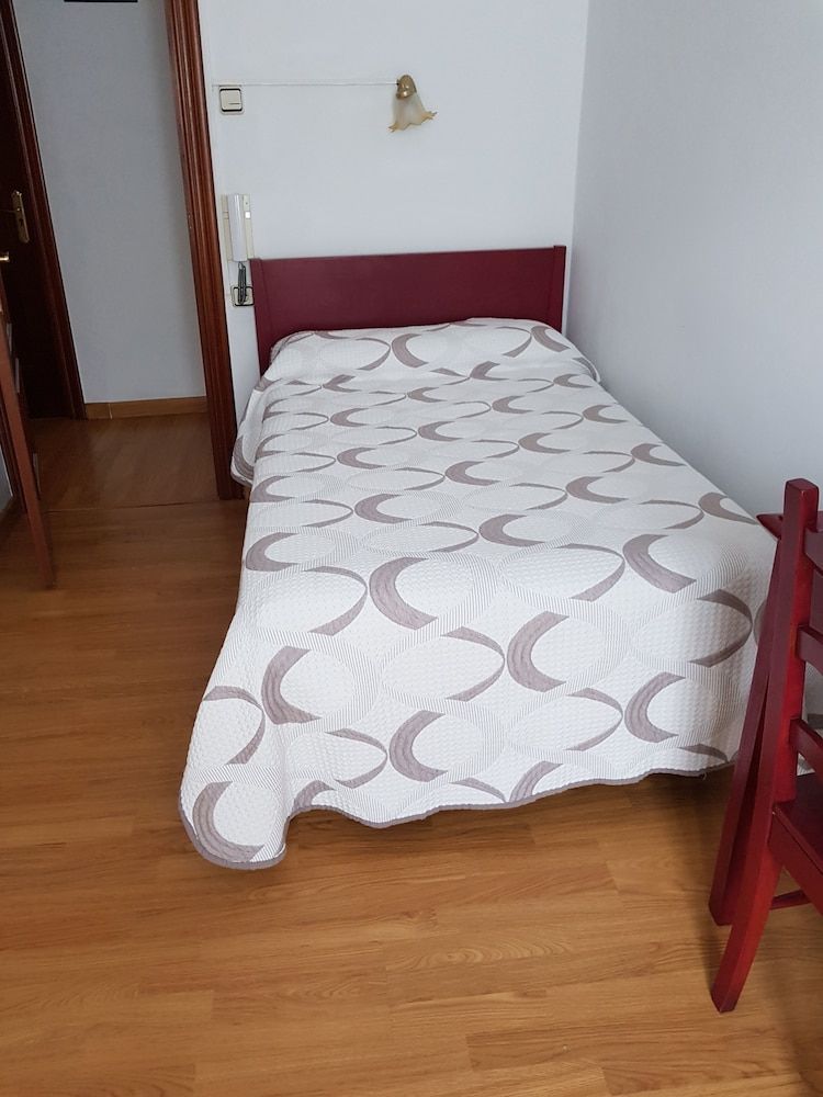 Pensión oria 3 Pensión oria 3