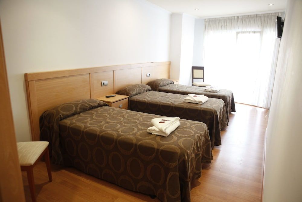 Pension Orois 2 estrellas en Mellid